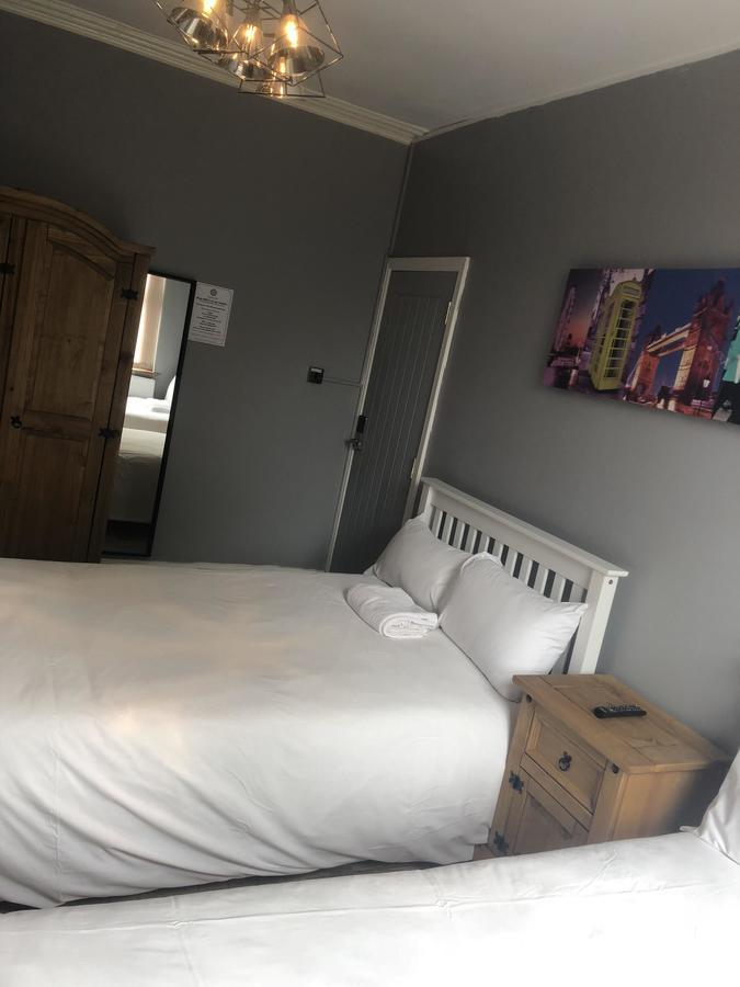 Oaklands  Lägenhet Wolverhampton Exteriör bild