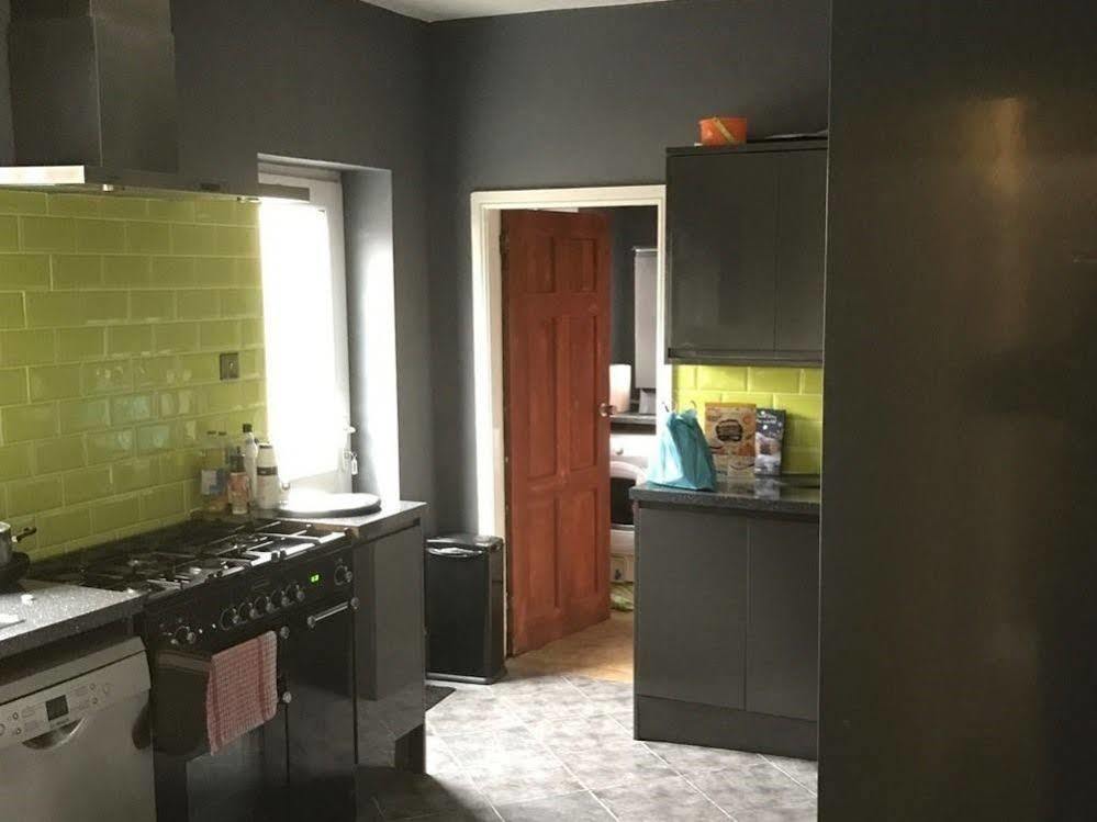 Oaklands  Lägenhet Wolverhampton Exteriör bild